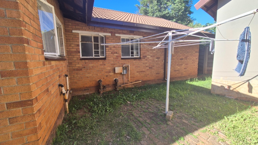 3 Bedroom Property for Sale in Roodia Free State